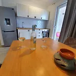 L & L Apartment *